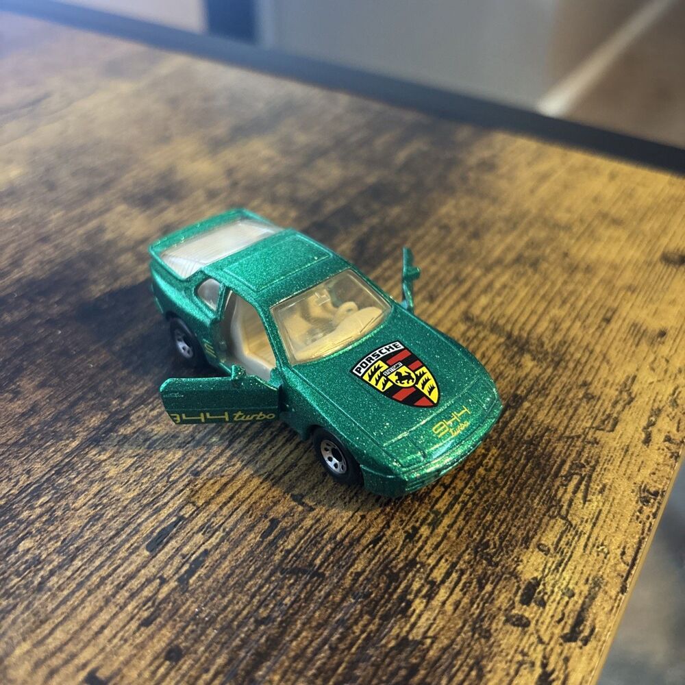 Vintage Matchbox 1987 Porsche 944 Turbo Green Doors Open Rare Special Diecast